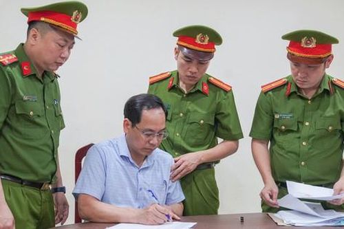 Phú Thọ: Giám đốc, Hiệu trưởng 'ăn chặn' tiền trợ cấp của người khuyết tật