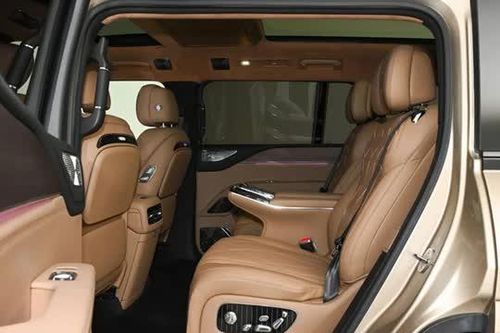 SUV 4 chỗ siêu sang cạnh tranh với Mercedes-Maybach GLS 600, giá hơn 5 tỷ đồng