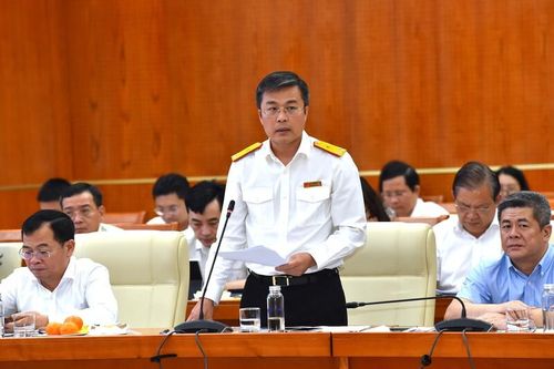 Bộ Tài chính cảnh báo tình trạng hai sổ kế toán, siết quản lý thuế