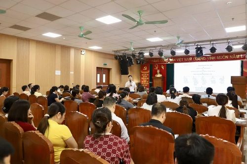 Tăng cường năng lực tiêm chủng mở rộng tuyến cơ sở