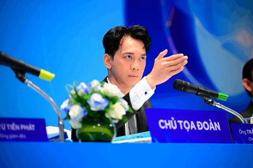Chủ tịch ACB Trần Hùng Huy: Lợi nhuận năm 2025 giảm 7% là sự 'hy sinh' có chủ đích