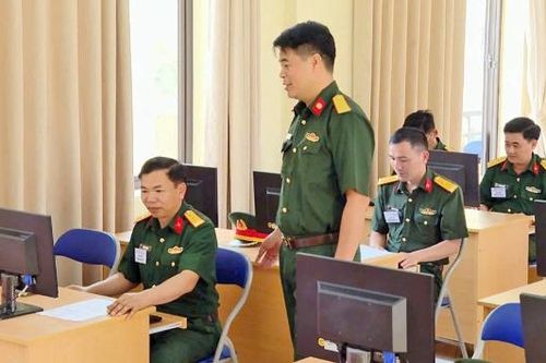 Xây dựng nhà trường quân đội chính quy, thông minh, hiện đại