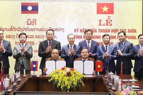Chủ tịch UBND tỉnh Phạm Hoàng Sơn gửi Thư chúc mừng hai tỉnh Xay Sổm Bun, Hủa Phăn nhân dịp Tết cổ truyền Bunpimay