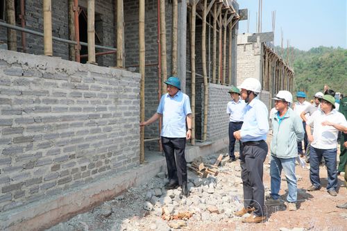 Phó Bí thư Thường trực Tỉnh ủy Lê Thành Đô kiểm tra tiến độ dự án trường nội trú liên cấp
