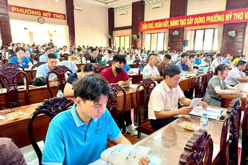 Đồng Tháp: Nâng cao kiến thức và kỹ năng bảo vệ an toàn cho người lao động