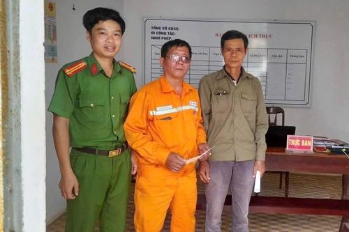 Nhân viên Điện lực Gia Lai trả lại hơn 30 triệu đồng tiền chuyển nhầm