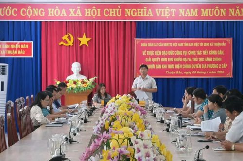 Đoàn giám sát của Ủy ban MTTQ Việt Nam tỉnh Khánh Hòa làm việc với xã Thuận Bắc
