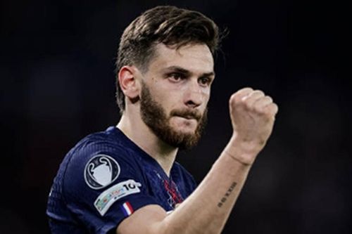 Kvaratskhelia rực sáng tái hiện kỷ lục Benzema, PSG hạ gục Liverpool 2-0 tại Champions League