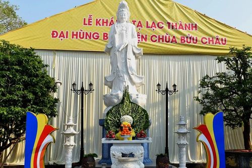 Quảng Ngãi: Lễ khánh tạ lạc thành ngôi đại hùng bảo điện chùa Bửu Châu sau 5 năm xây dựng