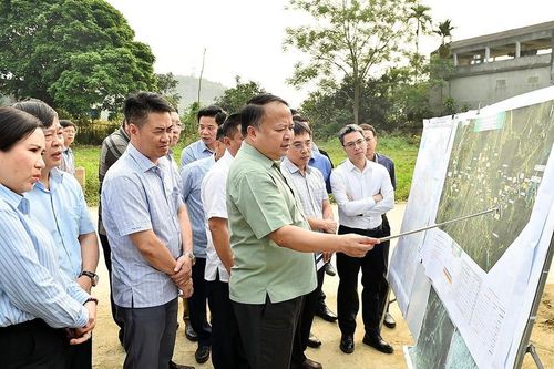 Khảo sát đầu tư đường kết nối cao tốc Tuyên Quang - Hà Giang với khu du lịch Na Hang
