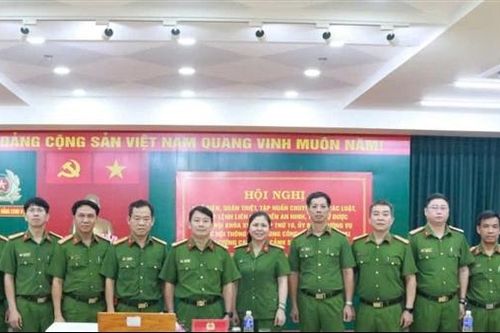 Nâng cao nhận thức các luật, pháp lệnh liên quan đến ANTT