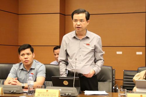 Trưởng Đoàn đại biểu Quốc hội tỉnh Bế Thanh Tịnh: Đẩy mạnh phân cấp, ưu tiên nguồn lực và đảm bảo quyền tiếp cận công lý cho nhóm đối tượng yếu thế