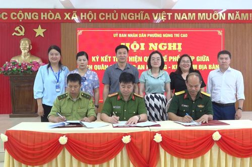 Ký kết quy chế phối hợp giữa Quân sự, Công an và Kiểm lâm trên địa bàn phường Nùng Trí Cao