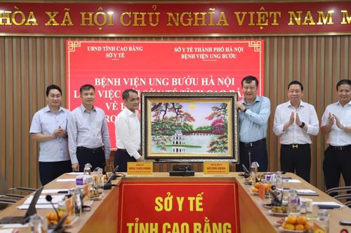 Ký kết biên bản ghi nhớ về việc hợp tác hỗ trợ chuyên môn giữa Bệnh viện Ung bướu Hà Nội và Sở Y tế