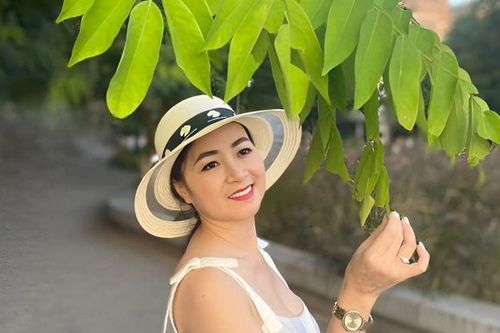 Hậu 'sida' đình đám một thời: Sở hữu biệt thự, nhà 8 tầng và hôn nhân hạnh phúc cùng chồng doanh nhân