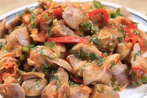 Nhiều người vô tình vứt bỏ phần ngon nhất của con gà mà không hề hay biết