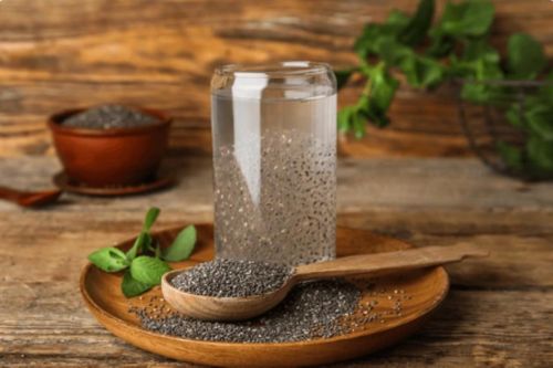 5 lợi ích tuyệt vời của nước nha đam hạt chia khi uống vào buổi sáng