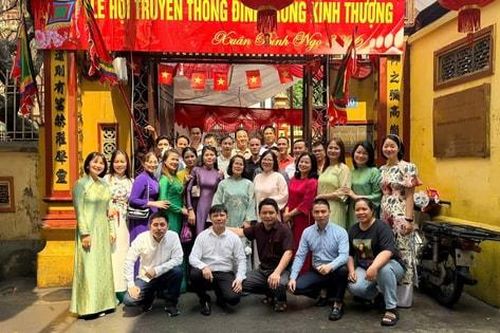 Phường Yên Hòa: Phát huy lễ hội truyền thống theo tinh thần Nghị quyết 80-NQ/TW