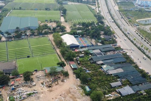Hà Nội: Hàng ngàn m2 đất dự án Công viên Chu Văn An bị 'xẻ thịt' kinh doanh trái phép