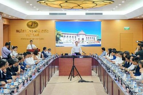 Các ngân hàng thương mại giảm lãi suất sau 9/4