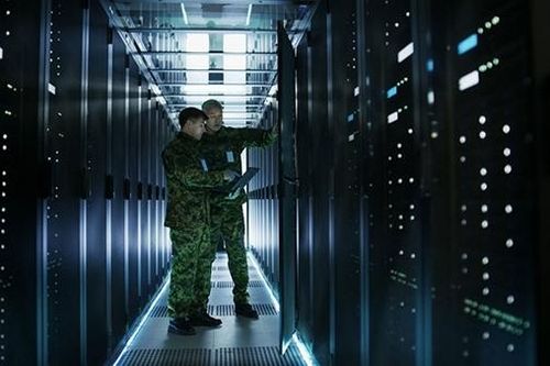 Chúng ta quá dễ bị tổn thương khi dữ liệu trở thành vũ khí