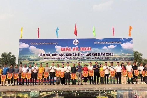 Hơn 400 VĐV tham gia Giải vô địch bắn nỏ, đẩy gậy, kéo co tỉnh Lào Cai 2026