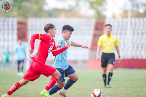 Quảng Ngãi thắng thuyết phục trên sân khách, vươn lên 7 điểm sau 3 trận