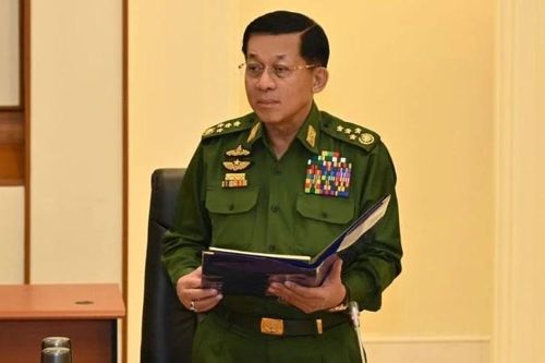 Tân Tổng thống Myanmar nhậm chức