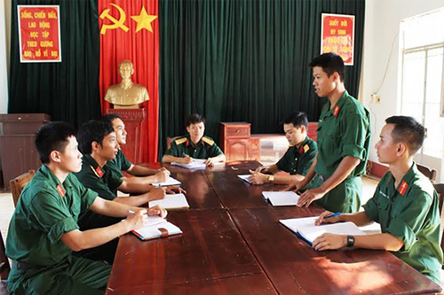 Mỗi tháng một câu chuyện