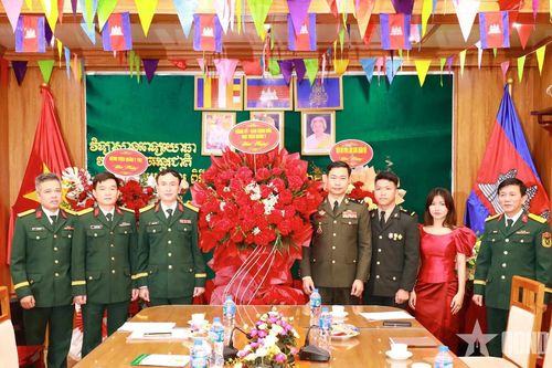 Học viện Quân y gặp mặt chúc mừng Tết cổ truyền Chol Chnam Thmay của Campuchia