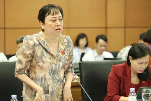 Có cơ chế đãi ngộ giáo dục và y tế cụ thể để tránh tiêu cực, quyền lợi học sinh và bệnh nhân được bảo đảm