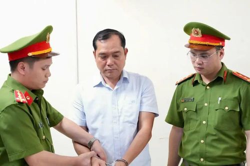 Vụ 'xã hội đen' núp bóng doanh nghiệp ở Phú Thọ, bắt cựu Phó Chủ tịch TP Vĩnh Yên (trước đây)