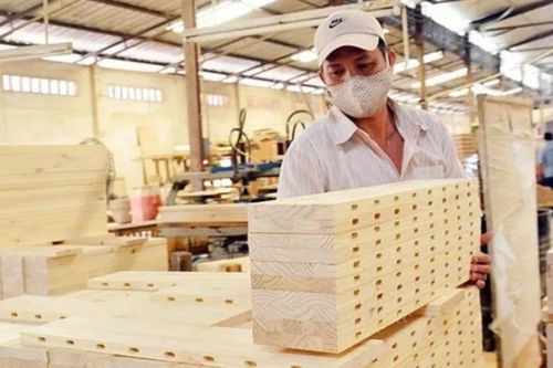 Giữ đà tăng trưởng xuất khẩu trước biến động