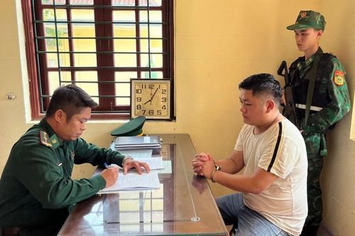 Lào Cai: Bắt hai đối tượng dẫn dụ thiếu nữ dưới 16 tuổi bán sang Trung Quốc
