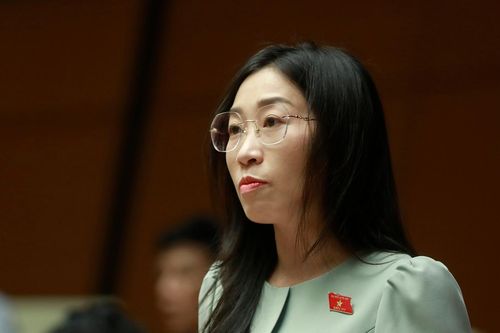 'Tiền công đức chuyển qua tài khoản cá nhân, tiềm ẩn nguy cơ rửa tiền, lừa đảo'