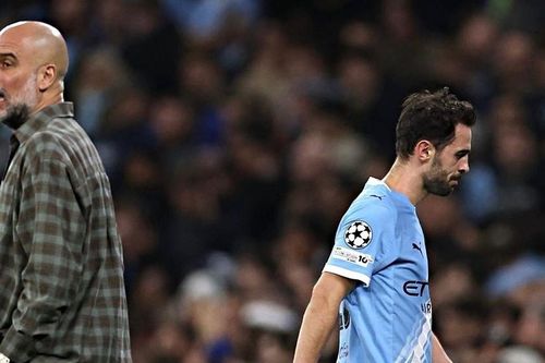Pep Guardiola giận Bernardo Silva về quyết định rời Man City