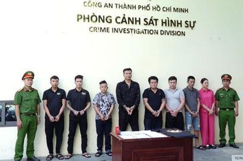 Bắt tạm giam băng nhóm núp bóng doanh nghiệp mua bán nợ để cưỡng đoạt tài sản
