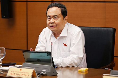 Chủ tịch Quốc hội: Phải đồng thời tạo đột phá về thể chế, khơi thông khu vực kinh tế tư nhân