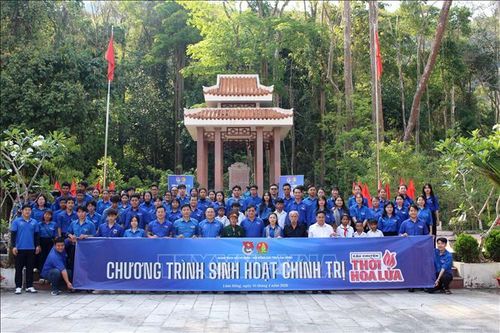 'Câu chuyện thời hoa lửa' - Nhịp cầu nối quá khứ với hiện tại