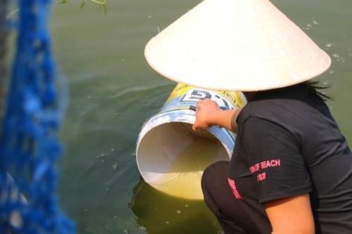 Người dân khốn khổ vì mất nước sạch hơn 1 tháng giữa thời tiết nắng nóng