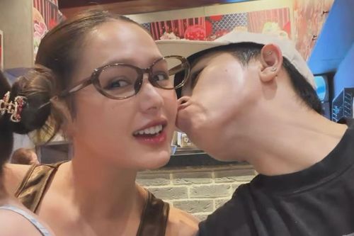 'Tan chảy' với khoảnh khắc Gil Lê hôn má Xoài Non