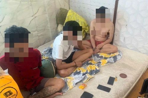 3 thanh niên đang cùng nhau 'thác loạn' bị Công an bắt quả tang