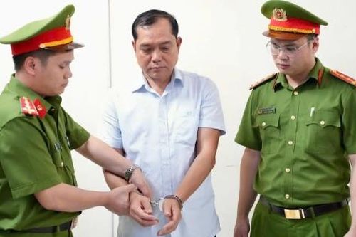 Phú Thọ: Bắt Phó Chủ tịch phường Phúc Yên liên quan 'xã hội đen'