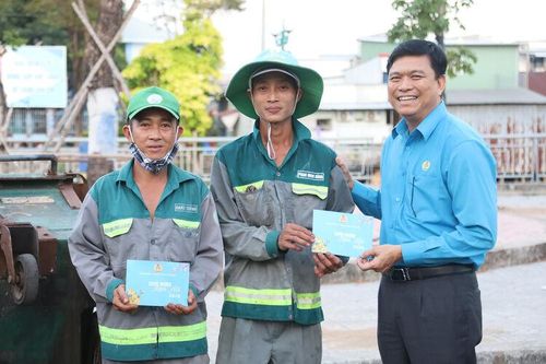 Tháng Công nhân năm 2026: Hướng về người lao động