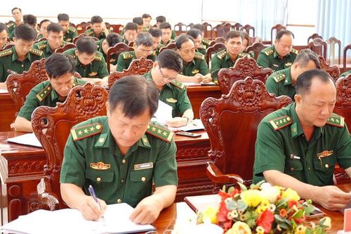 Quán triệt tình hình chấp hành kỷ luật, pháp luật trong toàn quân
