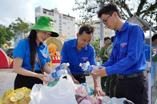 Người trẻ Phú Quốc giữ màu xanh đảo ngọc
