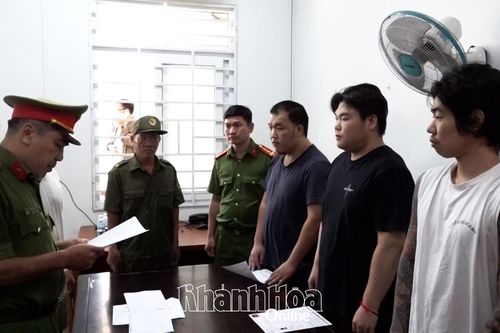 Bắt giữ, bàn giao 3 đối tượng bị truy nã đỏ cho Cảnh sát Hàn Quốc