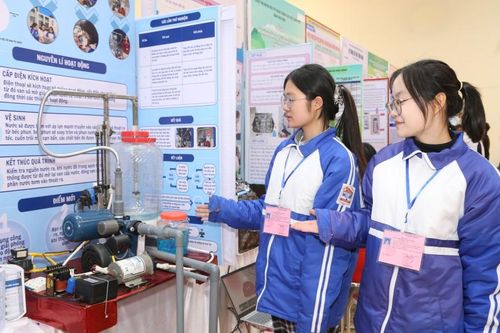 Học từ nghiên cứu khoa học