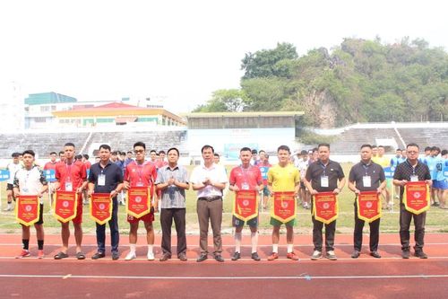9 đội bóng tranh tài tại Giải bóng đá Đại hội Thể dục thể thao tỉnh lần thứ X
