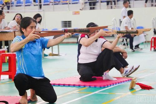 Khai mạc Giải vô địch bắn nỏ, đẩy gậy và kéo co tỉnh Lào Cai năm 2026